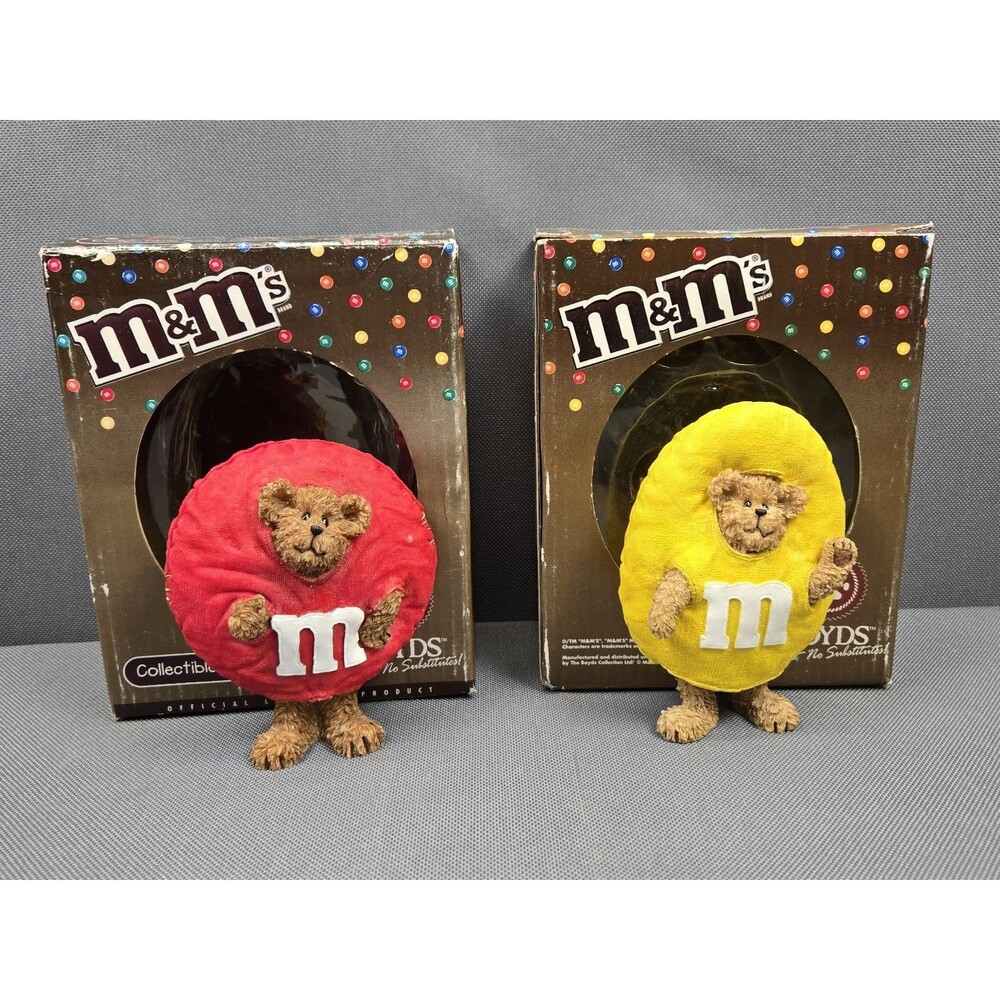 2 BOYDS BEARS M&M COSTUME 4" RESIN FIGURES M&M'S 2005 Red Yellow